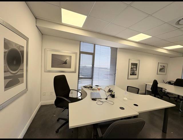 115M² OFFICE TO LET IN MAGALIESSIG